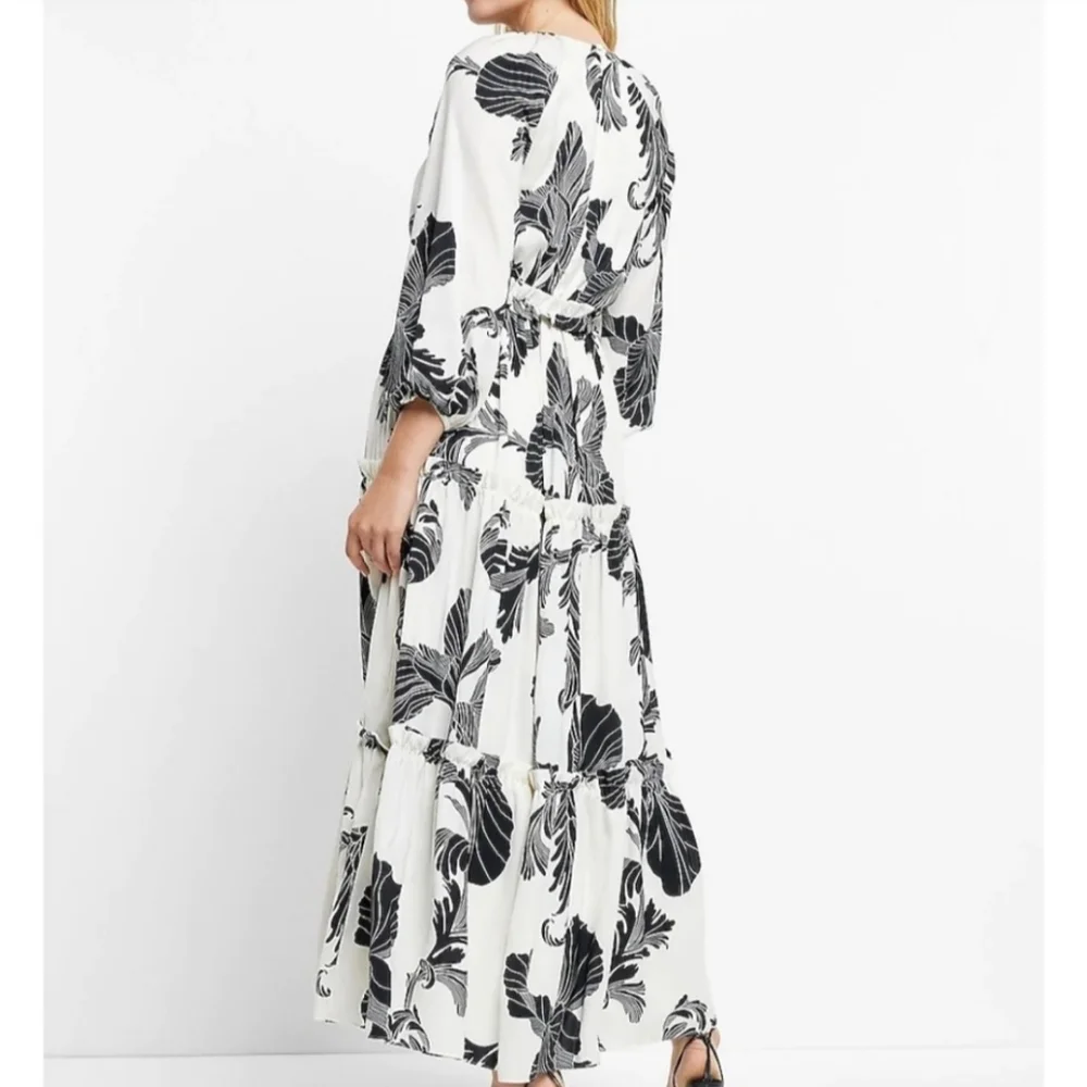 Express White Maxi Dress with Black Floral Print - Picture 2 of 3